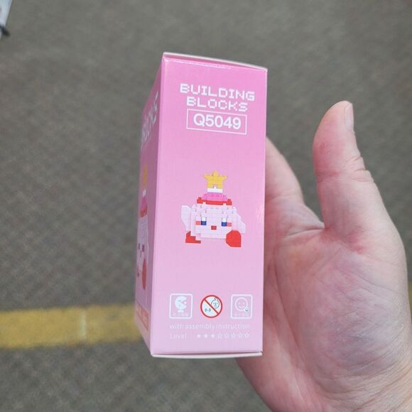 Brand New Curby Bricks Lego FigureSealed in box - Picture 2 of 4